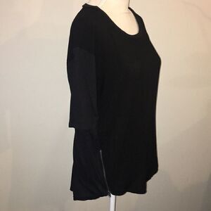 Splendid zipper detail tee  